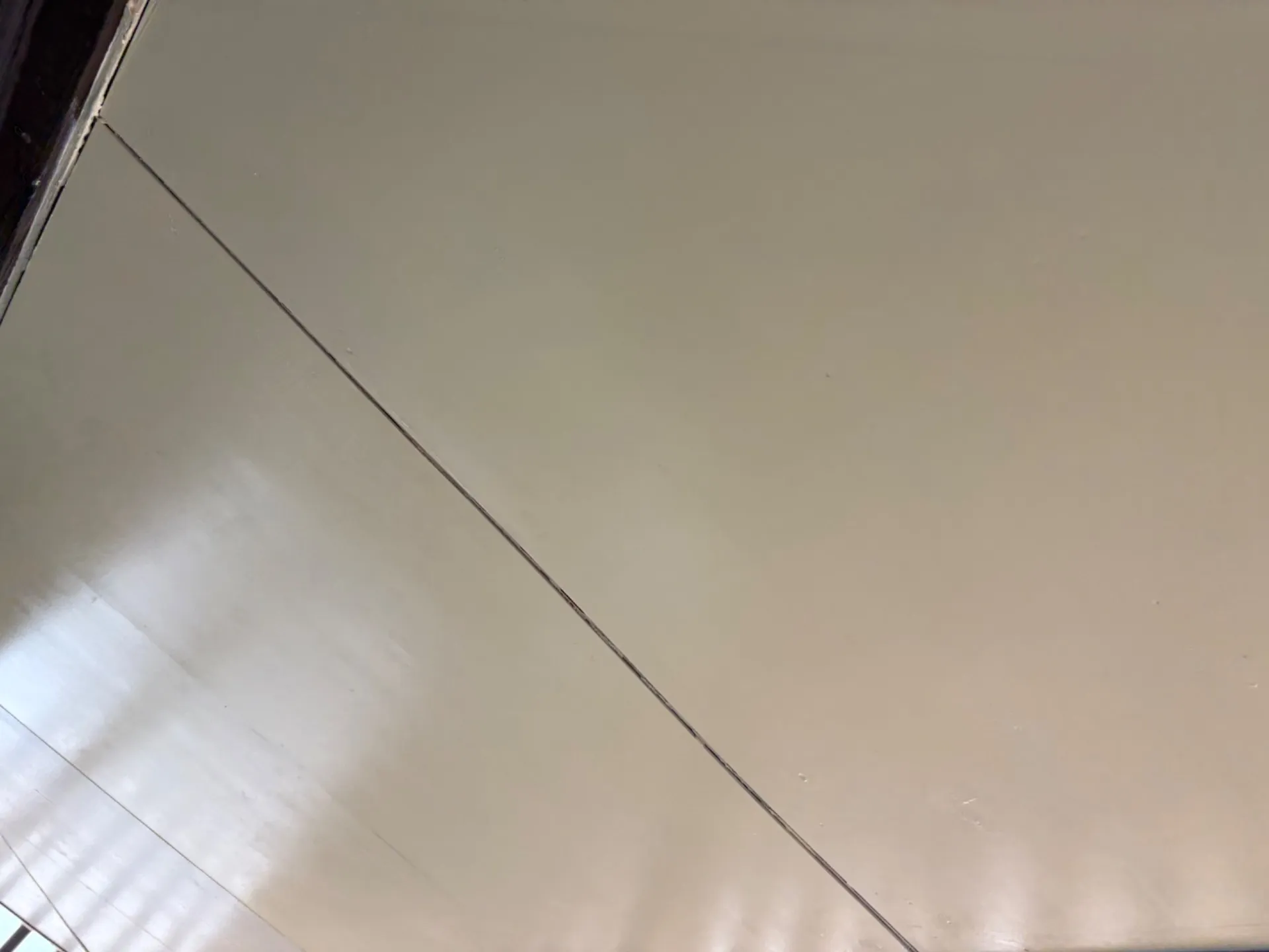 内装/多能工 軒天工事